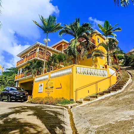 Готель Sunset Lane Laborie Екстер'єр фото