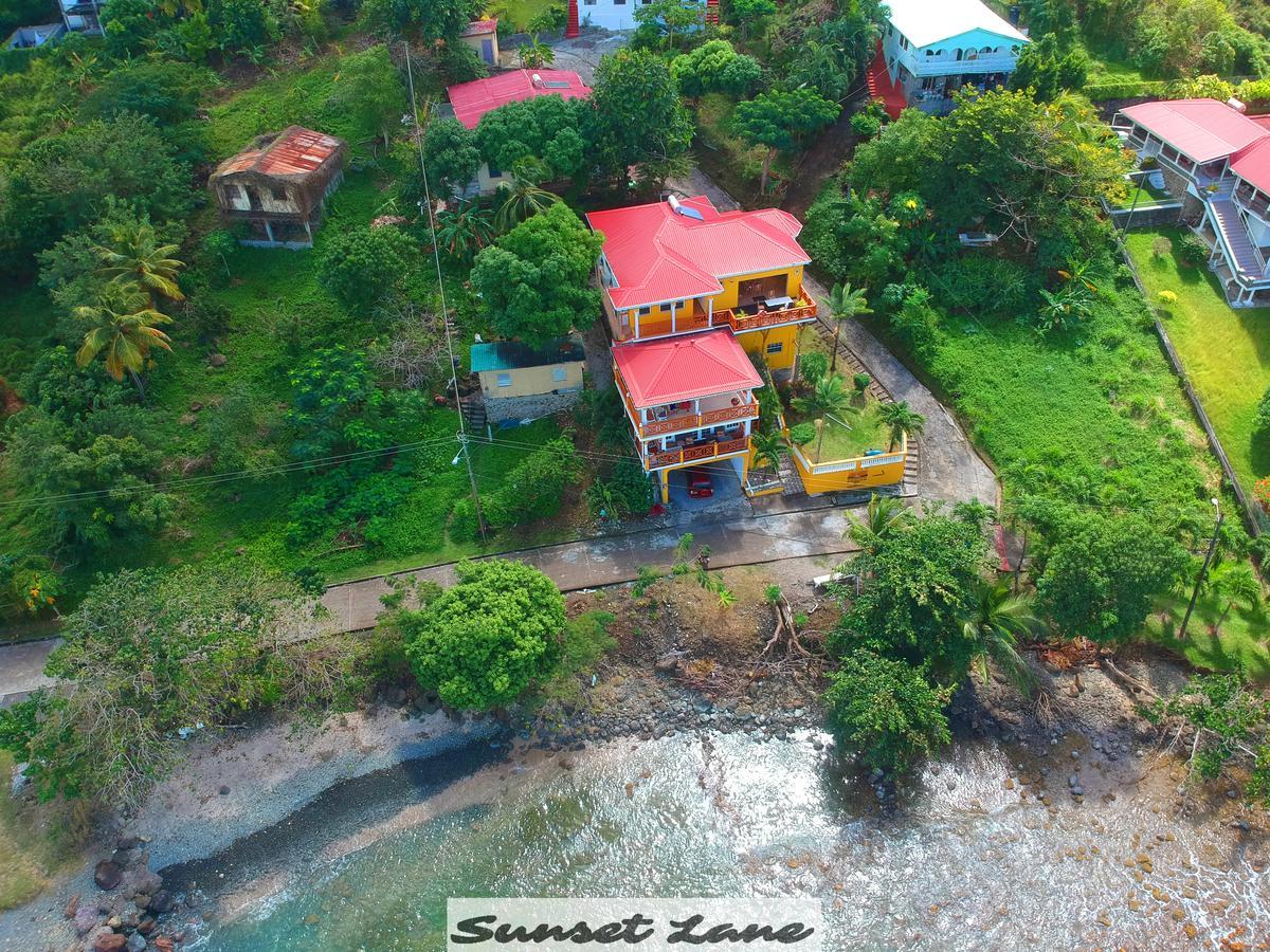 Готель Sunset Lane Laborie Екстер'єр фото